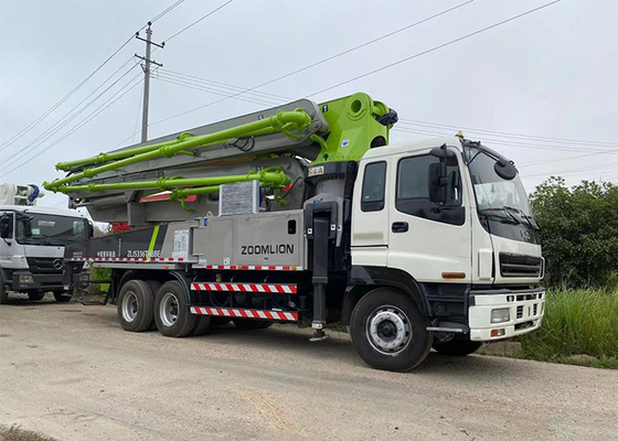 ZOOMLION Odnowiona ciężarówka z pompą do betonu z drugiej ręki ISUZU 3 osie 47 metrów