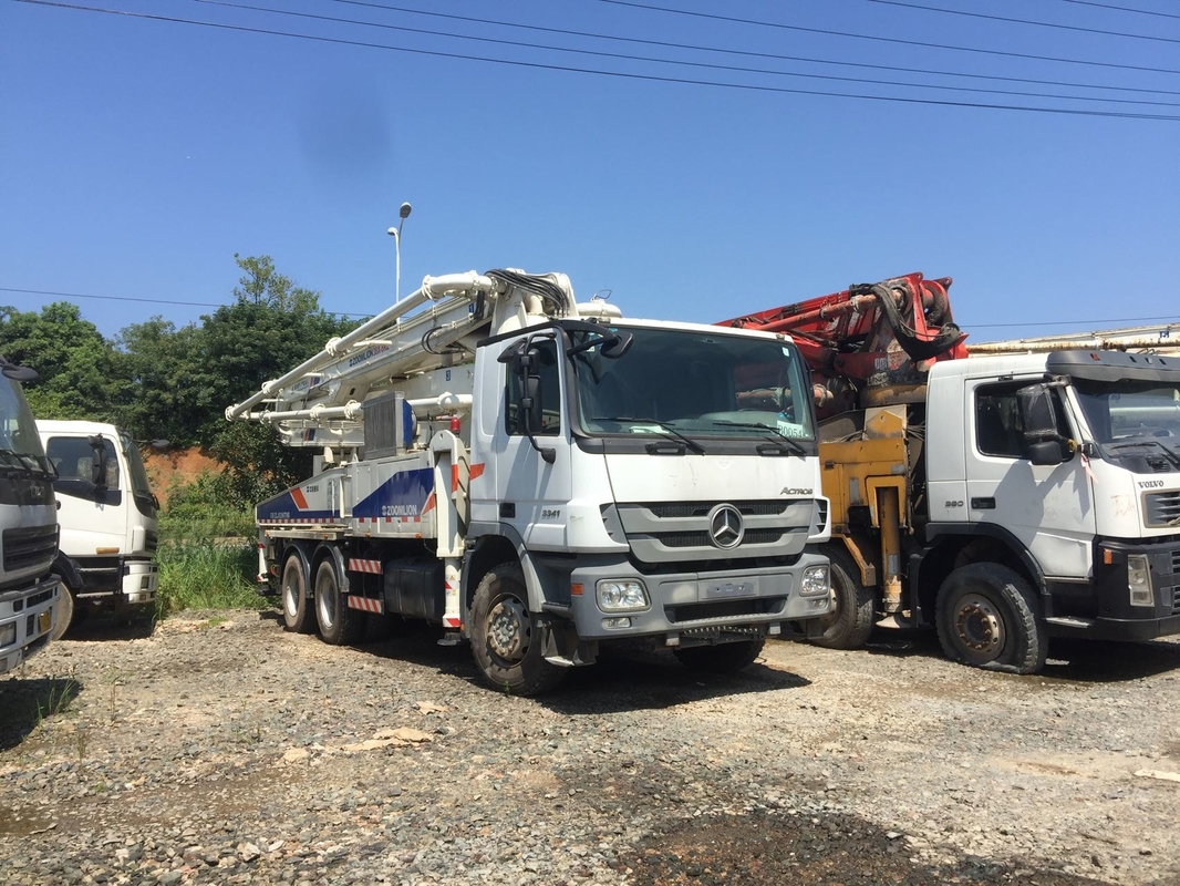 Tình trạng tốt Xe bơm bùng nổ Zoomlion 38m Xe bơm bê tông đã qua sử dụng