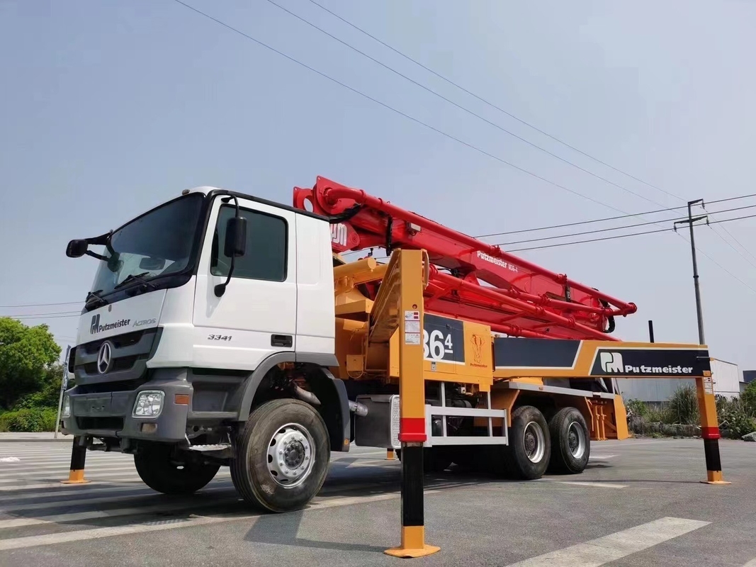 36m 140m3/H Cement Pump Truck Wide Work Range For Concrete Transmission