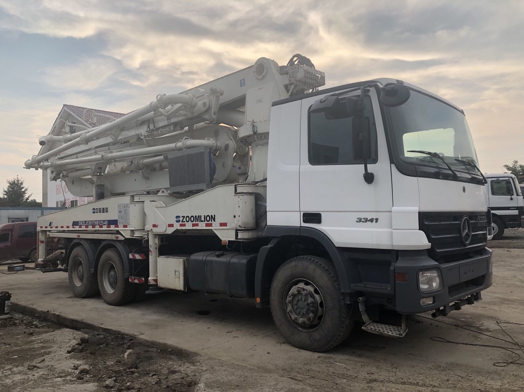 High Functioning Zoomlion 40M Truck Mounted Concrete Pump Used