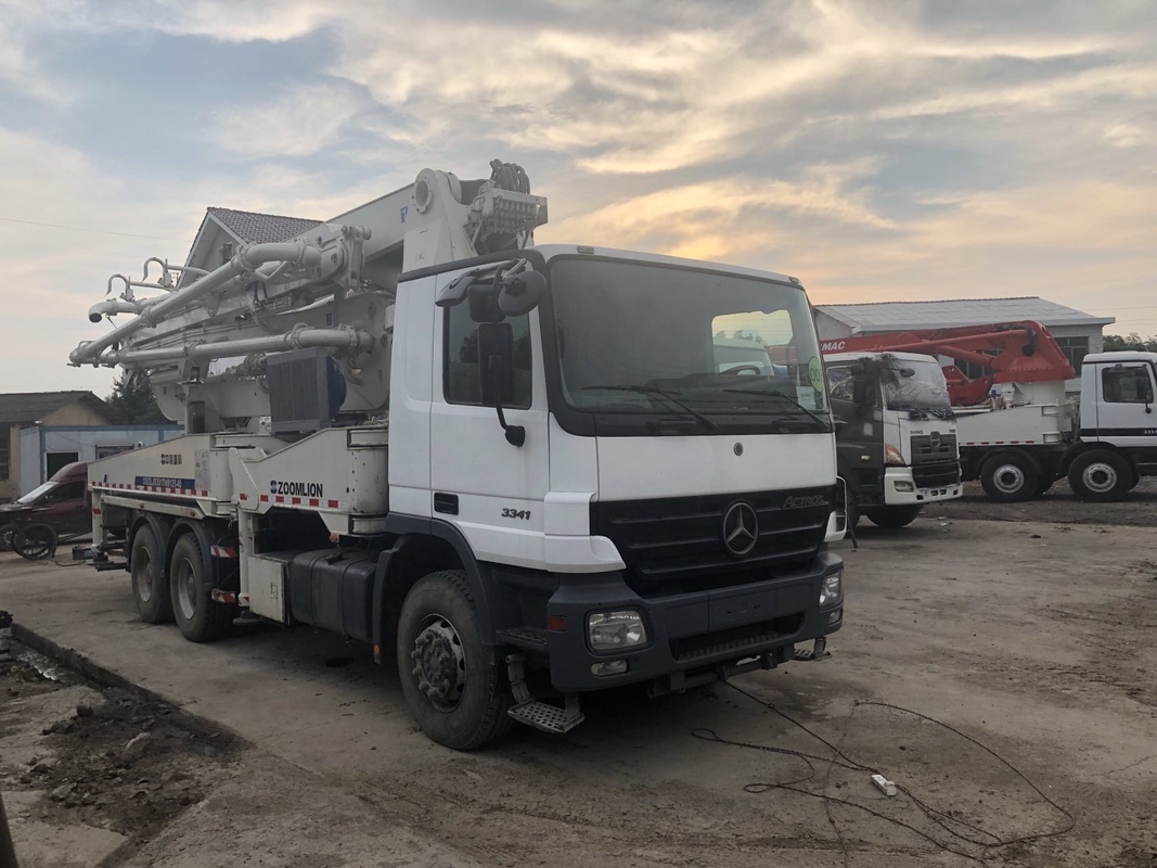 High Functioning Zoomlion 40M Truck Mounted Concrete Pump Used