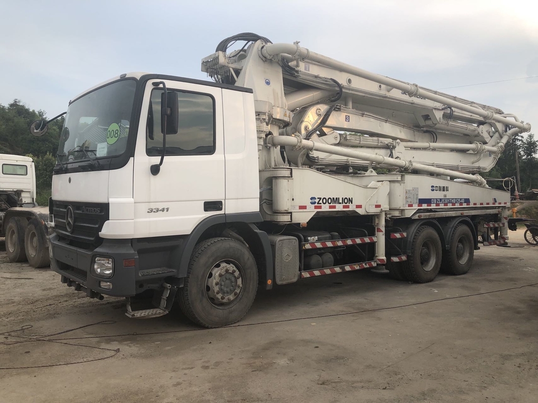 High Functioning Zoomlion 40M Truck Mounted Concrete Pump Used