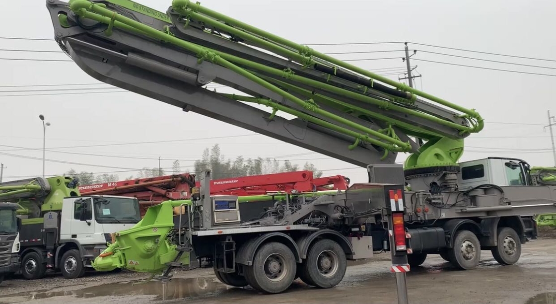 Used Concrete Trailer Pump Zoomlion Benz 56m 150 M3/H