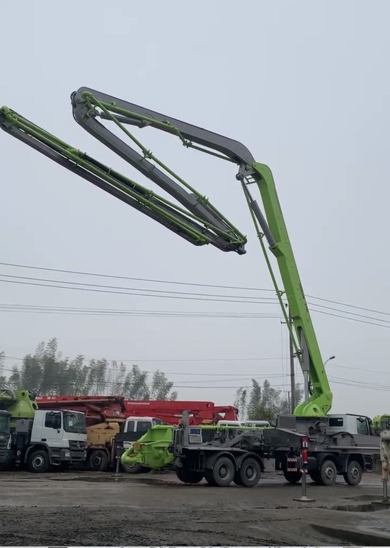 Used Concrete Trailer Pump Zoomlion Benz 56m 150 M3/H