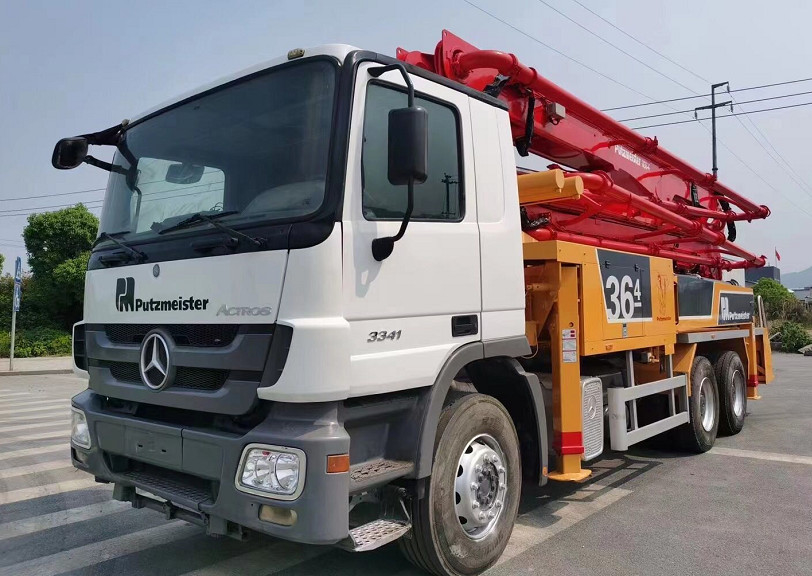 Truck Mounted Concrete Pump Zoomlion 49m Benz Used Concrete Pump Truck