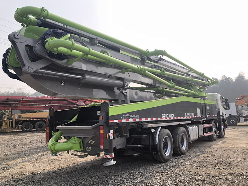 Used Concrete Pumps Zoomlion 56m Auto Beton Pump With Remote Control Battery