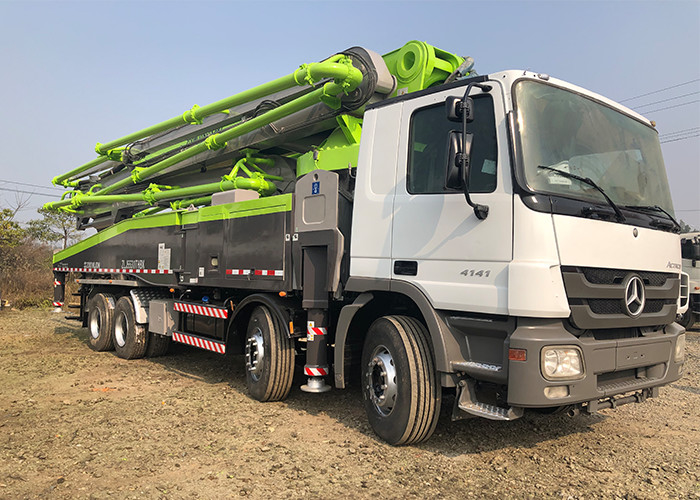 300KW 56m Second Hand Pump Truck , Boom Pump Truck Strong Suction With 6 Arm