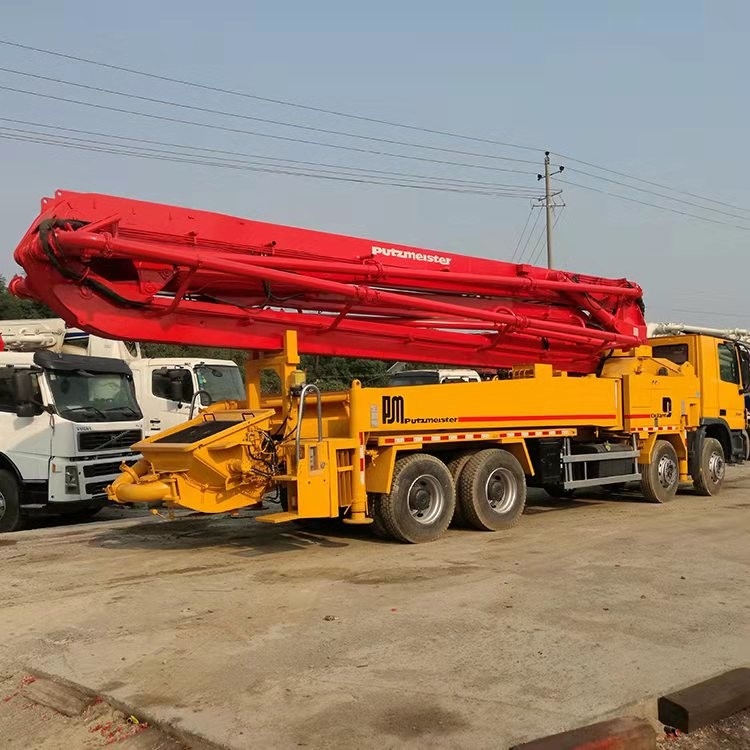 Refurbished 140m3/H 600L Barrel Concrete Boom Pump Truck Orange Four Axle