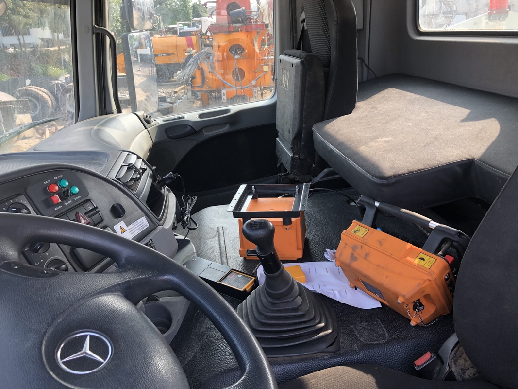 SAE Certified 180CBM/H Concrete Boom Truck Diesel Power High Efficiency