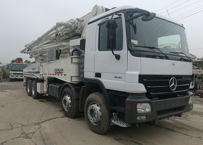 Actros 6x4 Concrete Pumper Truck 50 Meters Wear Resistant Durable
