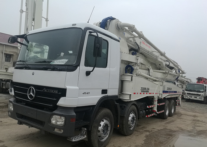 Actros 6x4 Concrete Pumper Truck 50 Meters Wear Resistant Durable