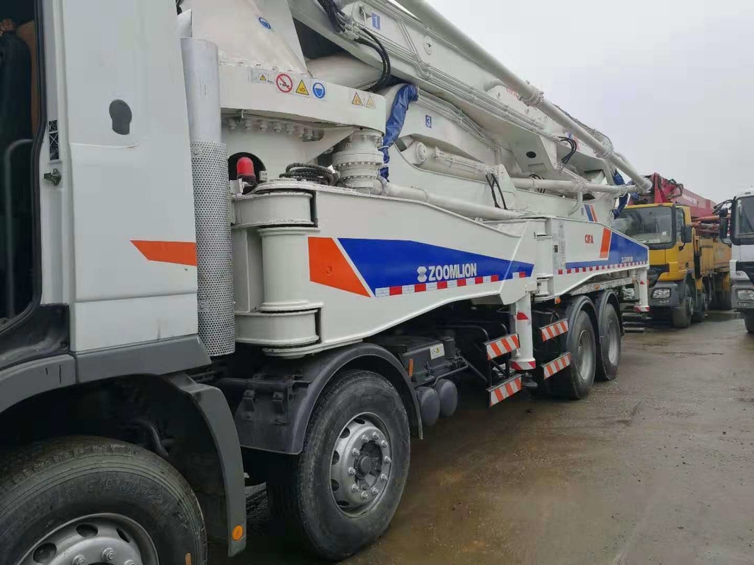 Zoomlion 300KW 50m Used Truck Concrete Pump Anti Vibration Precise Positioning