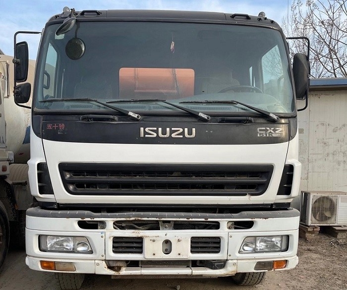 287KW 6M3 Used Concrete Mixer Truck Refurished 6*4 ISUZU CXZ51K 3 Axes