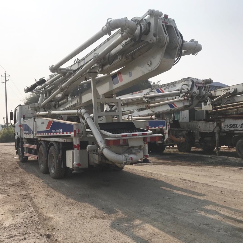 300KW 38m Pump Used Cement Truck , Used Concrete Machine Actros 3341 For Transferring