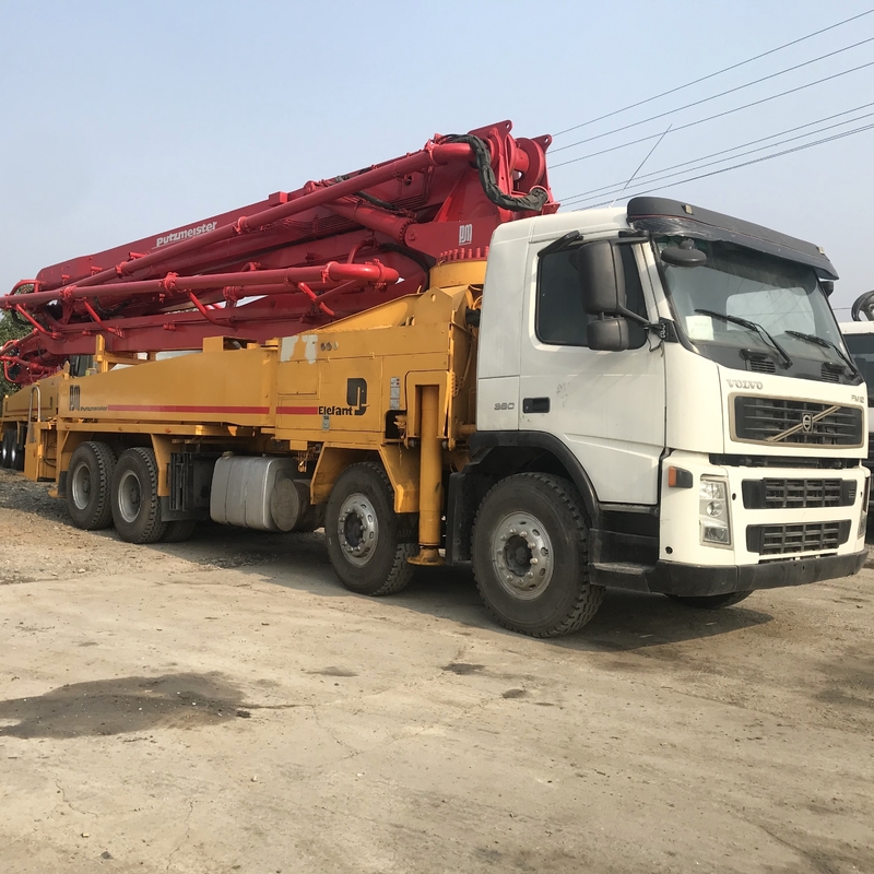 140m3/H Diesel Engine Used Truck Concrete Pump , 42m Concrete Pump With Volvo Chassis
