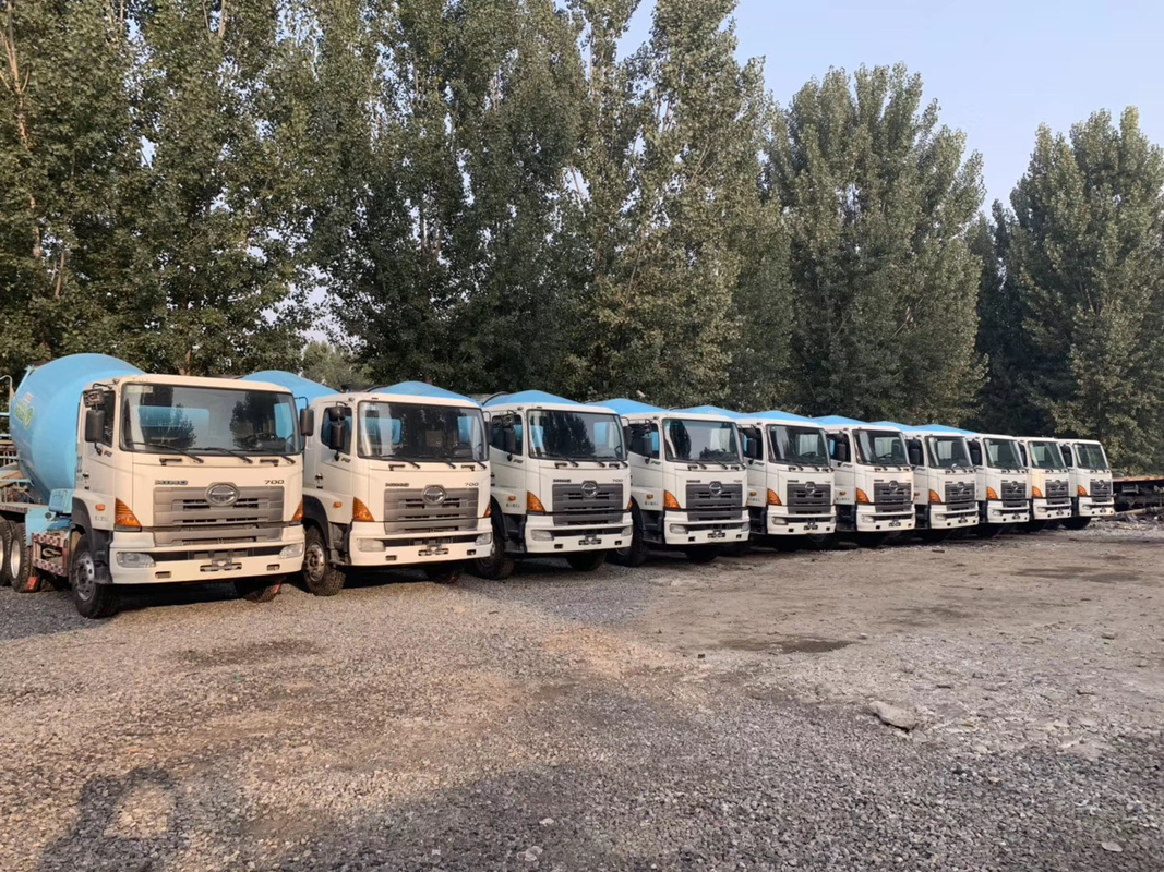 10CBM Zoomlion Used Concrete Mixer Truck Good Condition With SAE Approval