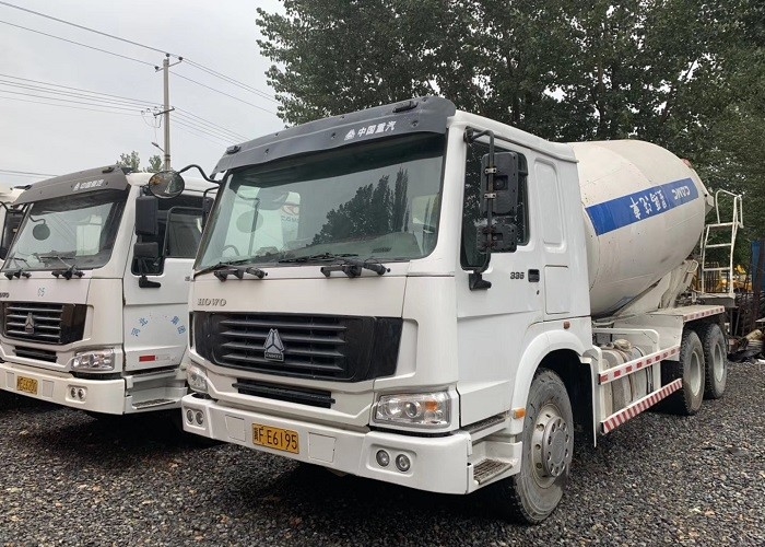 12m3 Used Cement Mixer Truck SINOTRUCK 6x4 Chassis Customized Color
