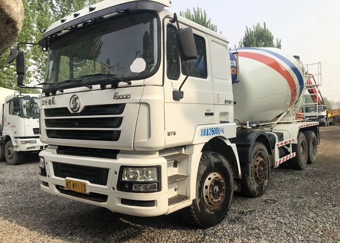 12m3 263KW Used Concrete Mixer Truck With SHACMAN 6*4 Chassis