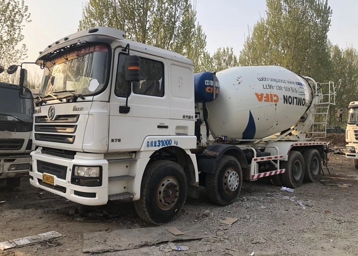 12m3 263KW Used Concrete Mixer Truck With SHACMAN 6*4 Chassis
