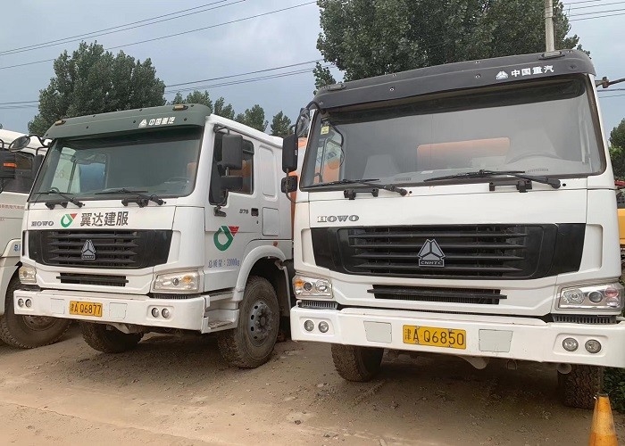 Xe trộn bê tông cũ 15m3, Xe trộn bê tông sẵn sàng SINOTRUCK 8x4 Chassis