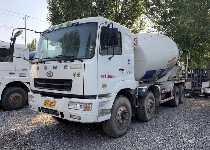 16m3 Capacity Used Cement Delivery Truck CAMC 8*4 Chassis White Color