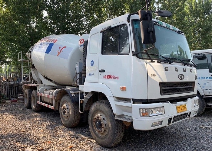 16m3 Capacity Used Cement Delivery Truck CAMC 8*4 Chassis White Color