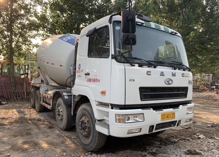16m3 Capacity Used Cement Delivery Truck CAMC 8*4 Chassis White Color