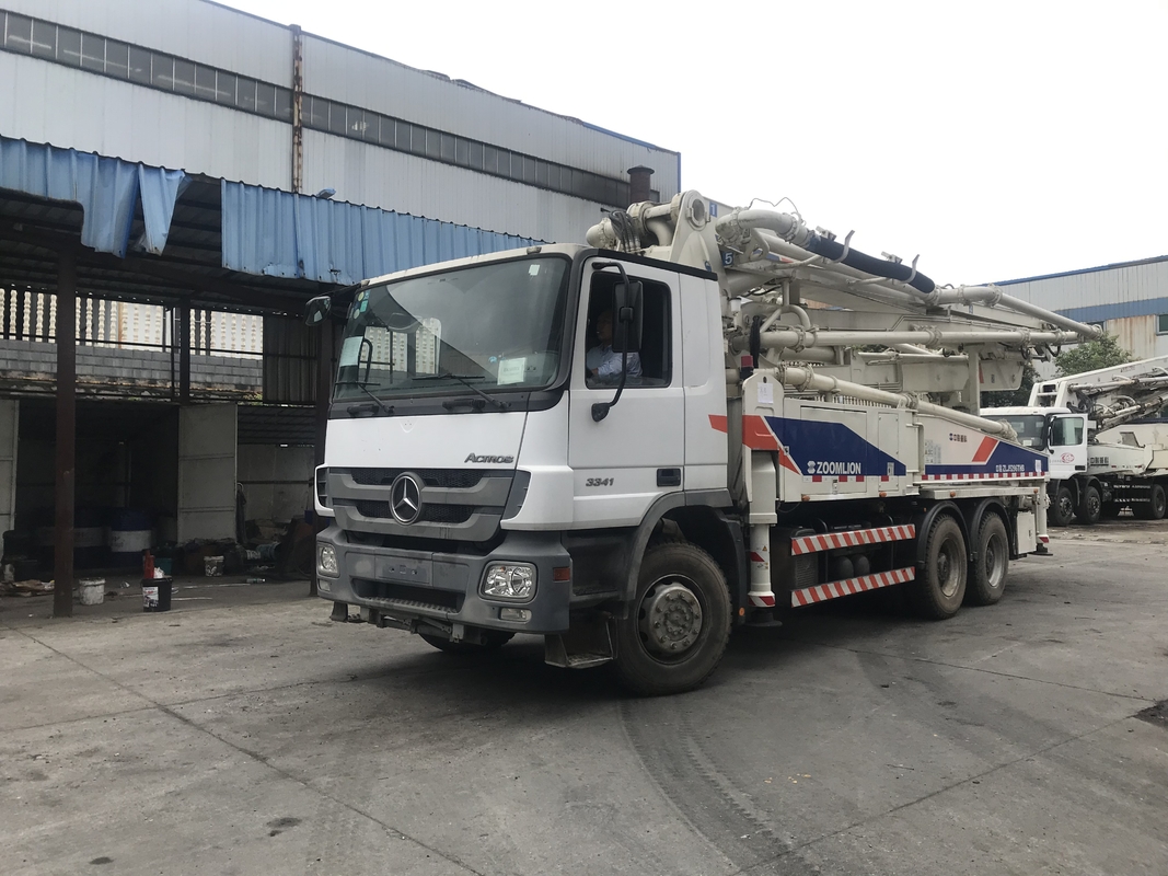 120M3/H 300KW Used Cement Truck , Cement Pump Truck For Transmission
