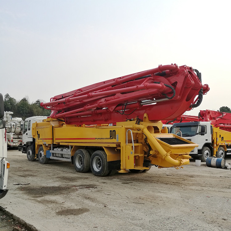 46m 287kw Putzmeister Used Cement Truck Heavy Duty Red And Orange