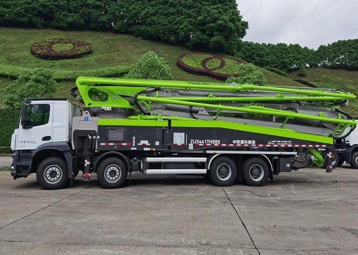 300KW New Concrete Pump Truck