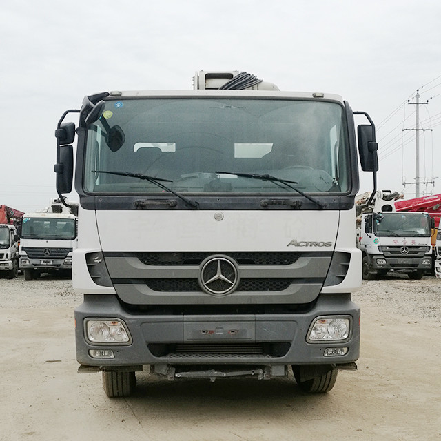 300KW 50M Used Truck Concrete Pump , Zoomlion Concrete Pump ZLJ5415THB125-50