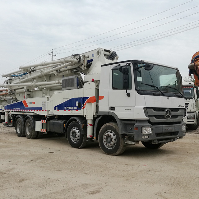 300KW 50M Used Truck Concrete Pump , Zoomlion Concrete Pump ZLJ5415THB125-50