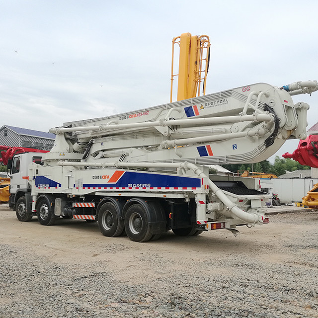 300KW 50M Used Truck Concrete Pump , Zoomlion Concrete Pump ZLJ5415THB125-50