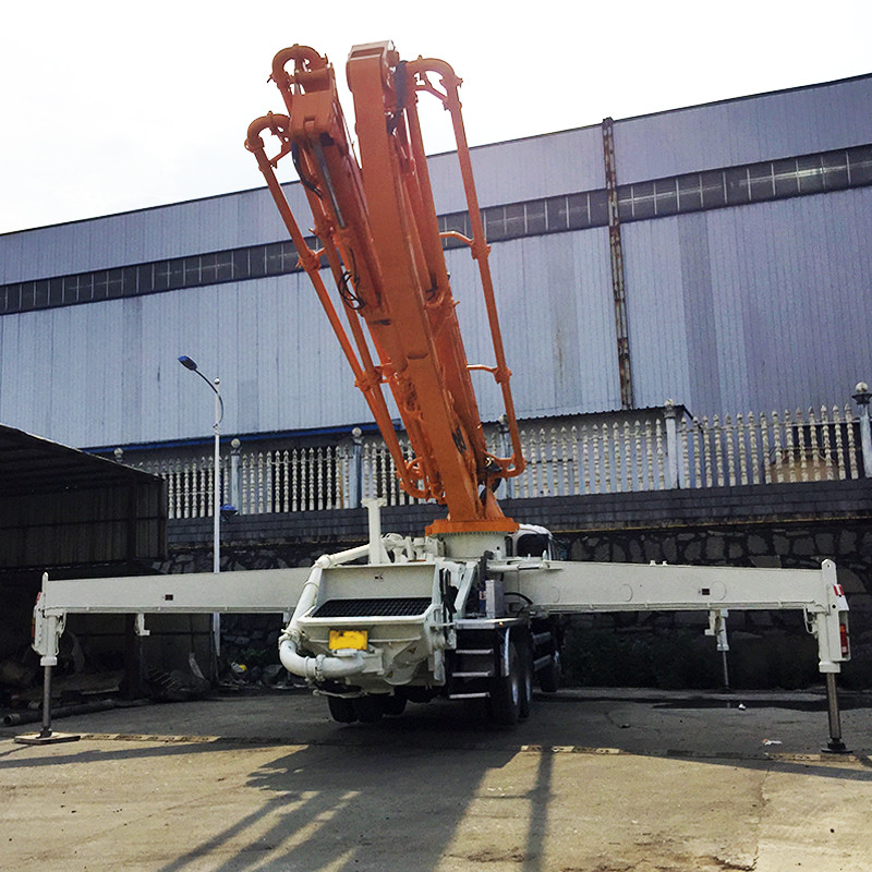ISO90001 47 Meter Concrete Boom Truck Boom Used Diesel Engine