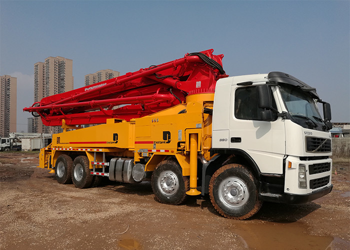 140m3/H 600L Barrel Beton Pump , Volvo Concrete Pump Heavy Duty Germany