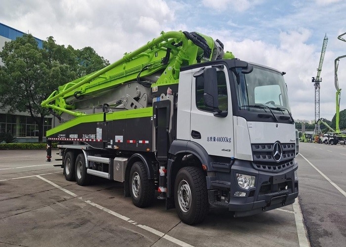 ZOOMLION 315KW Pump Cement Truck For Construction Brand New