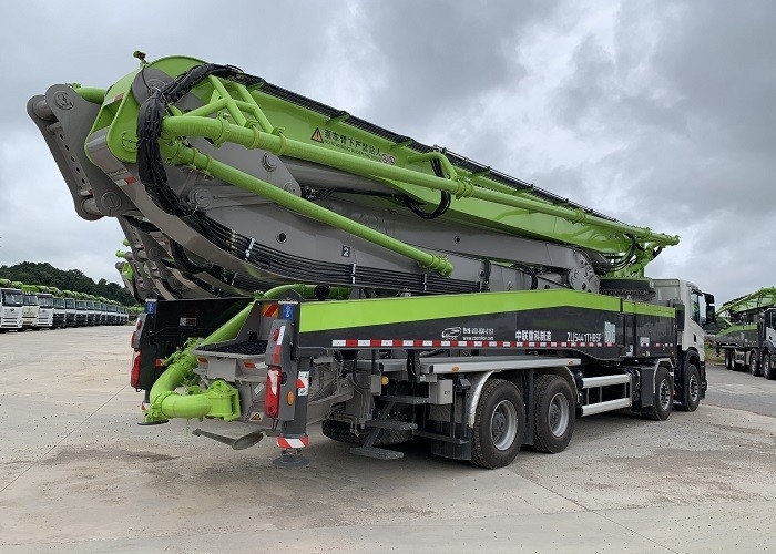 56m Sweden Scania New Concrete Pump Truck , 4 Axle Truck High Safety 180CBM
