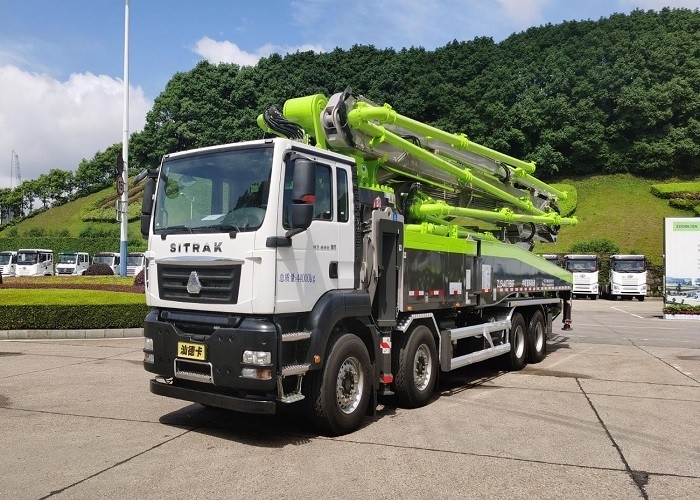 180cbm/H 56m Concrete Pump Truck With Long Boom High Precision