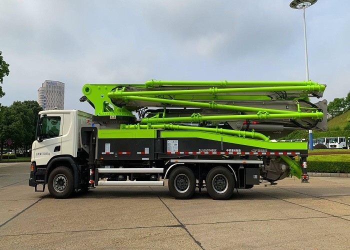 Zoomlion 52m New Concrete Pump Truck High Pressure Pumping Hydraulic