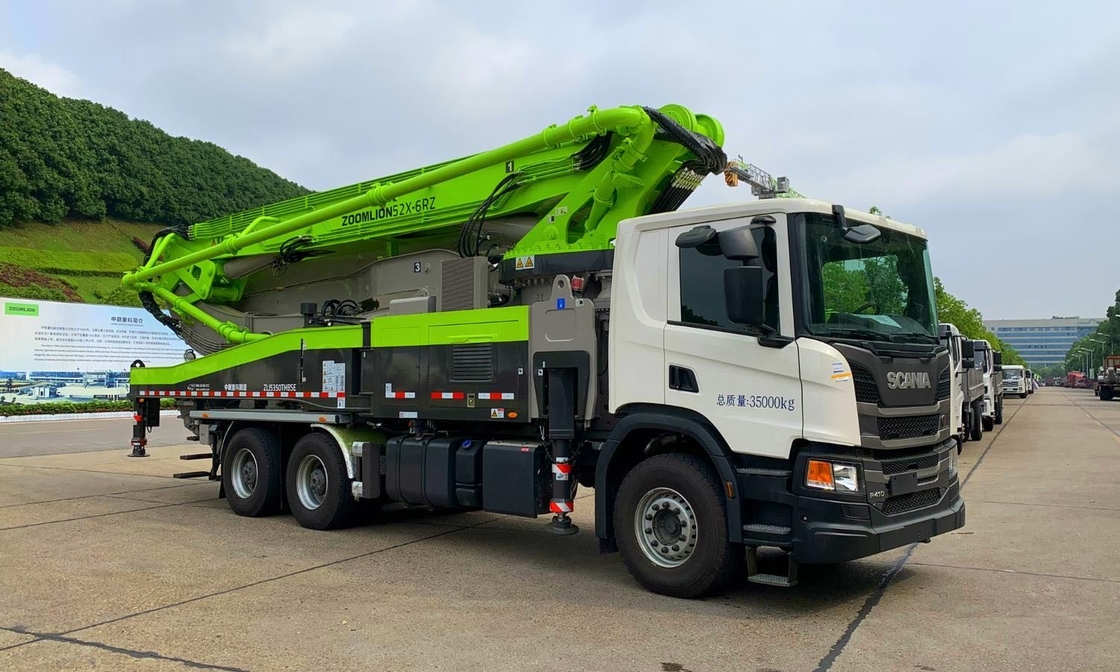 Zoomlion 52m New Concrete Pump Truck High Pressure Pumping Hydraulic