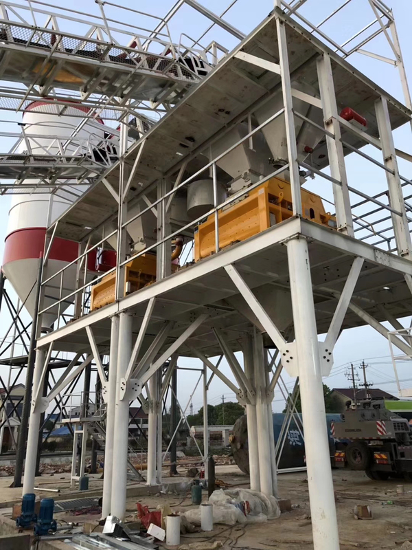 Capacity 150m3 260KW Mobile Batching Plant Mobile With JS3000 Mixer