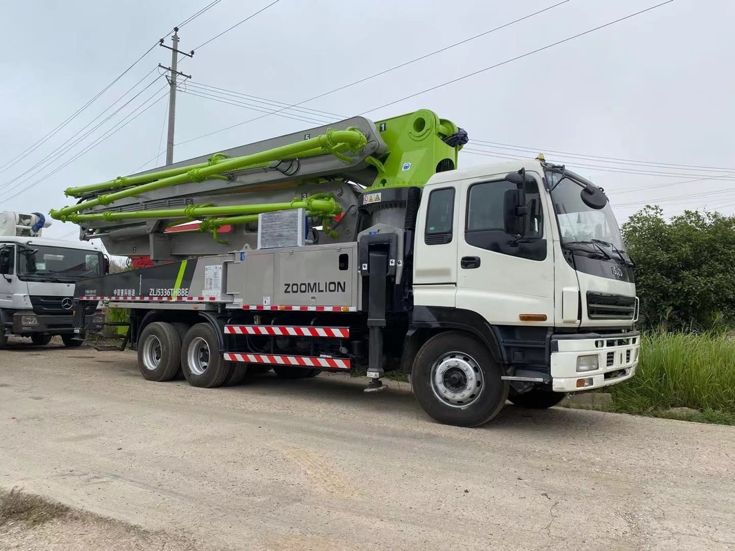 ZOOMLION Odnowiona ciężarówka z pompą do betonu z drugiej ręki ISUZU 3 osie 47 metrów