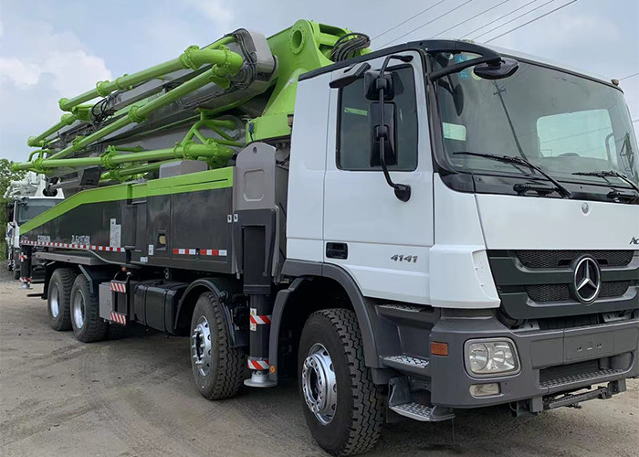 Remanufactured Used Concrete Pump Truck 52m 180M3/H For Zoomlion Beton Actros
