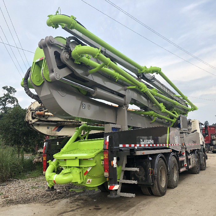 Zoomlion Pumpers Used Concrete Pump Truck 56M Scania Green Color 180m3/H