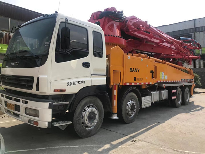 287KW Construction Sany Renewed Beton Pump 46 Meter With Isuzu X Leg
