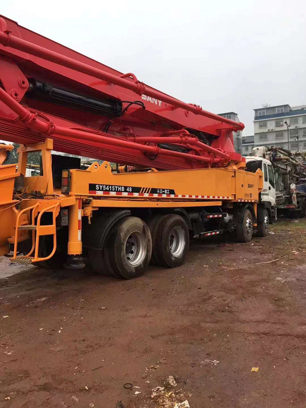 2011 Year Second Hand Truck 46 Meter Isuzu，Sany Brand Red And White Pump