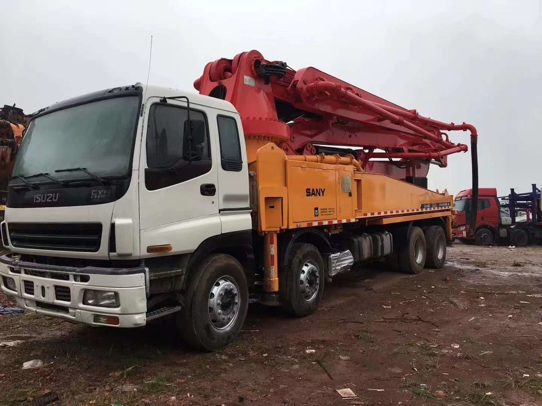 2011 Year Second Hand Truck 46 Meter Isuzu，Sany Brand Red And White Pump