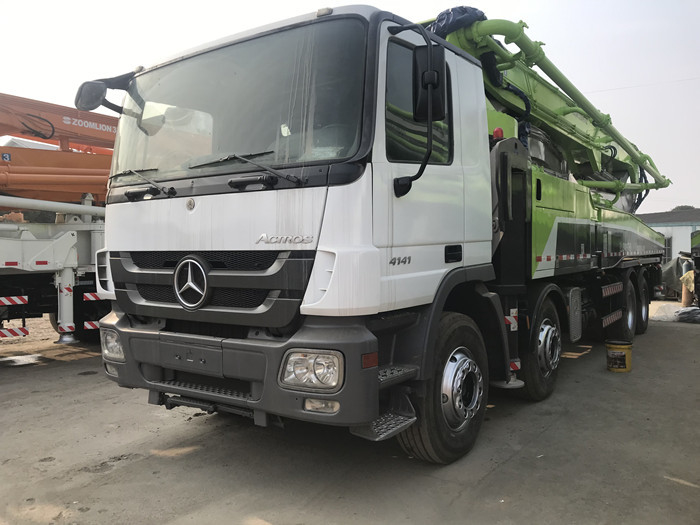 Benz X Leg Renewed Beton Pump Used Concrete Pump Truck 56 Meter For Construction