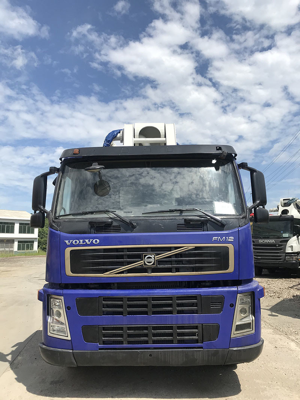 Zoomlion Refurbished Used Concrete Pump Truck Volvo Chassis FM400