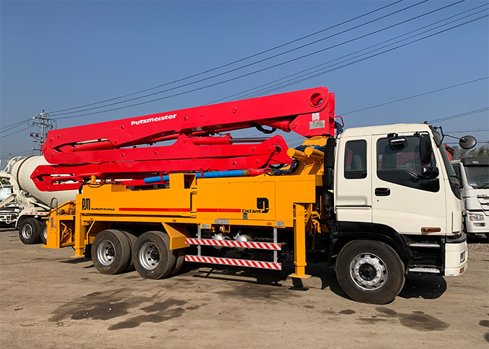 Putzmeister Used Truck Mounted Concrete Pump Remote Control Hydraulic Folding